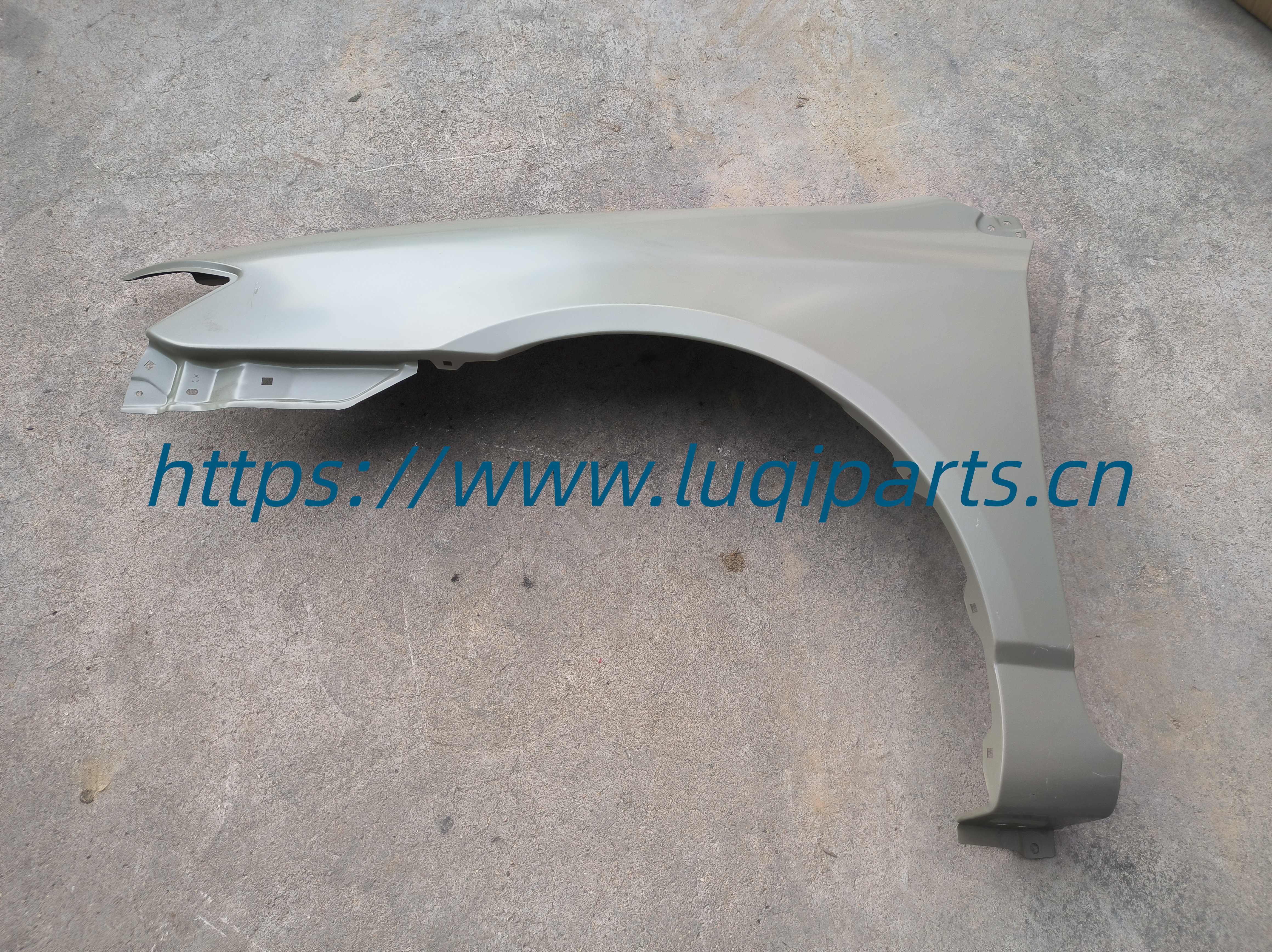 B8403111 Front left fender LIFAN Solano