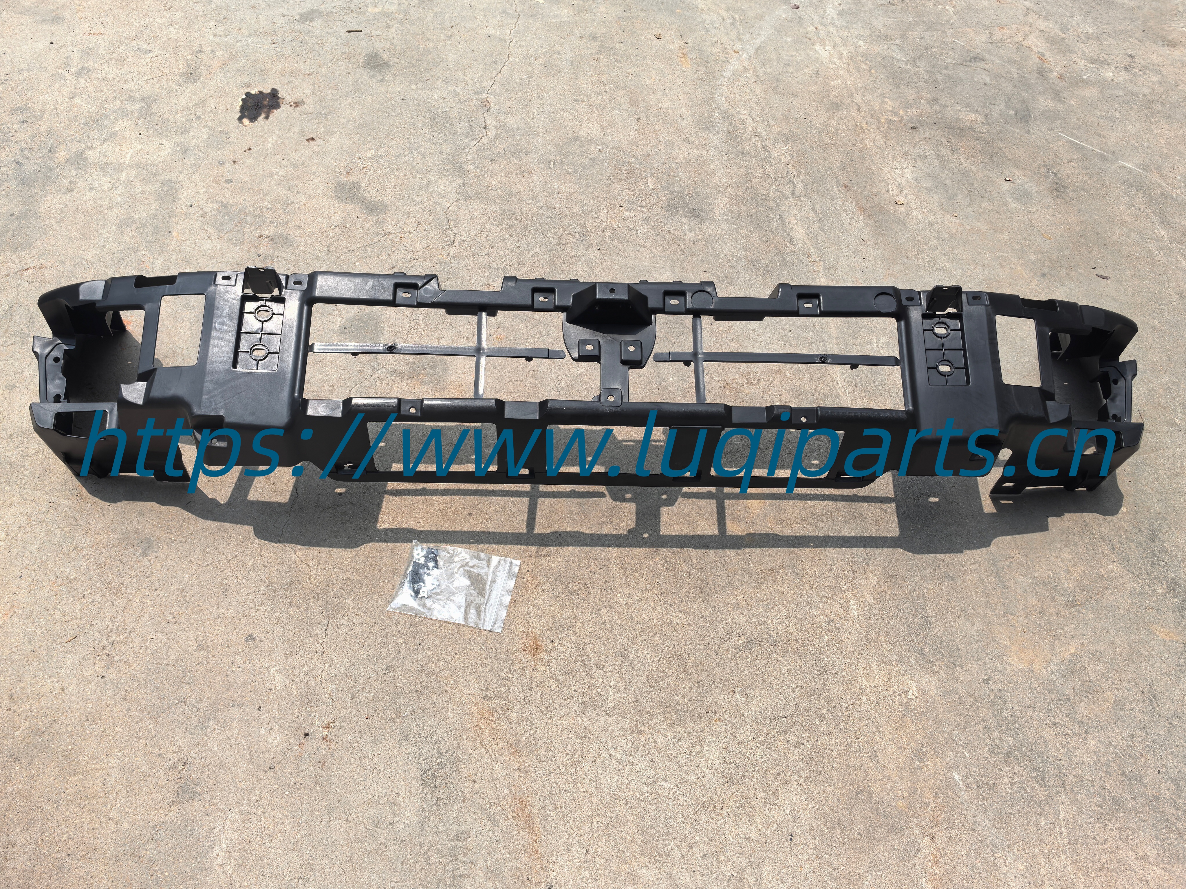 2803101XKM01A Front Bumper Booster GWM TANK 300