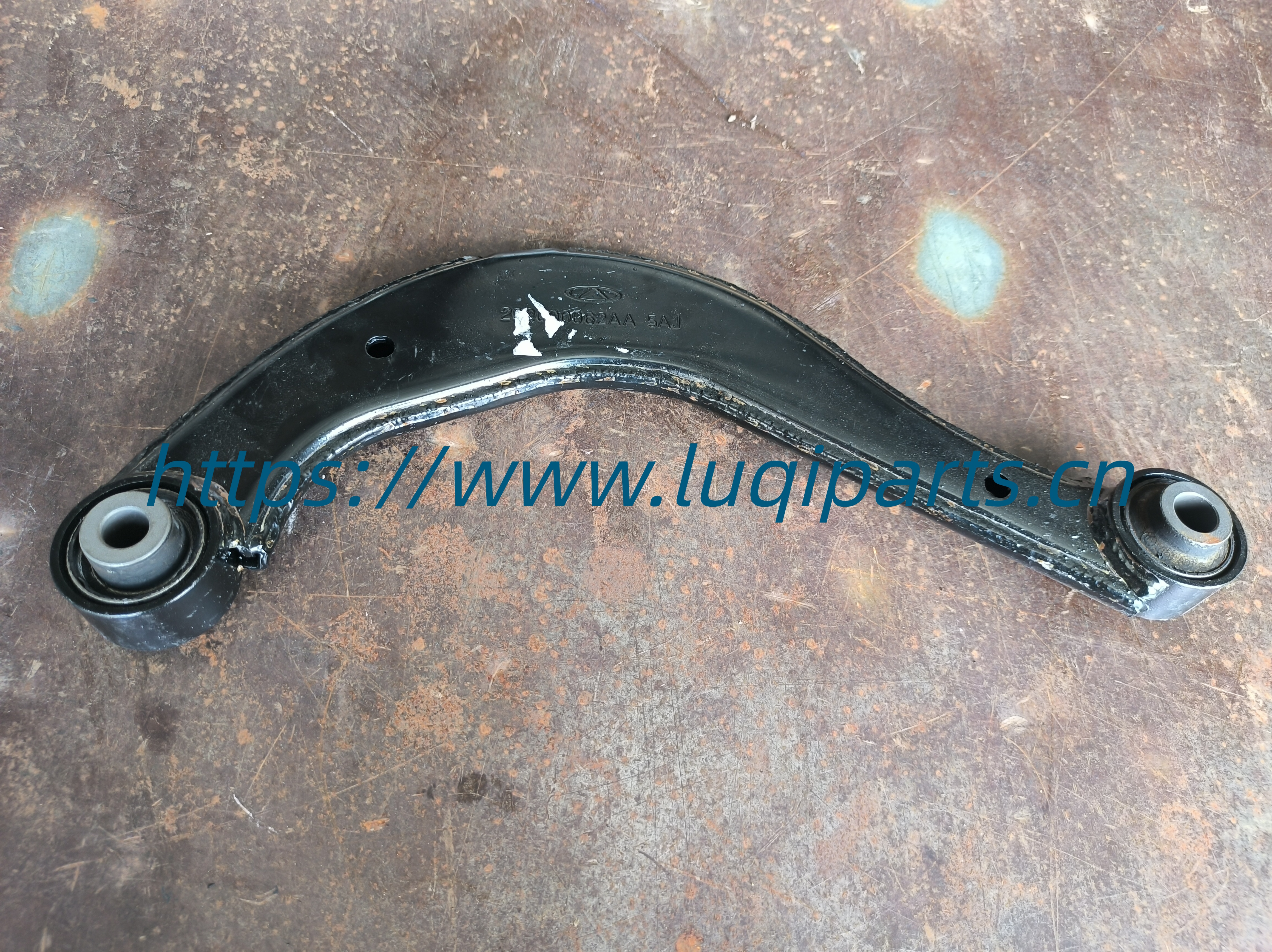 202000062AA Lever rear transverse upper CHERY Tiggo 8 pro