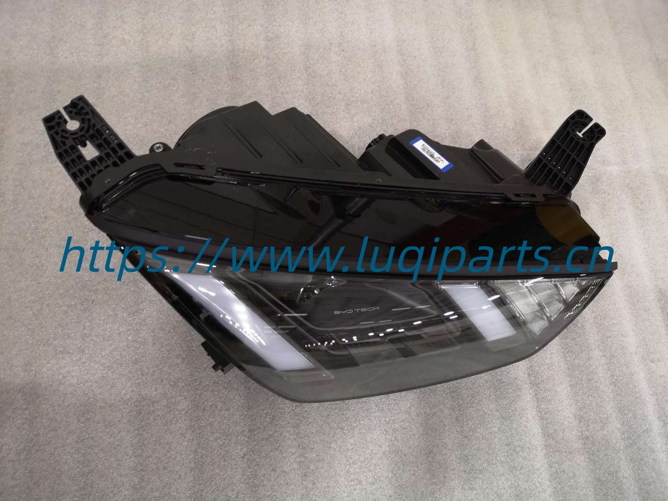 13541786-00 \ EQEA-4121020 Front left headlight BYD Seagull