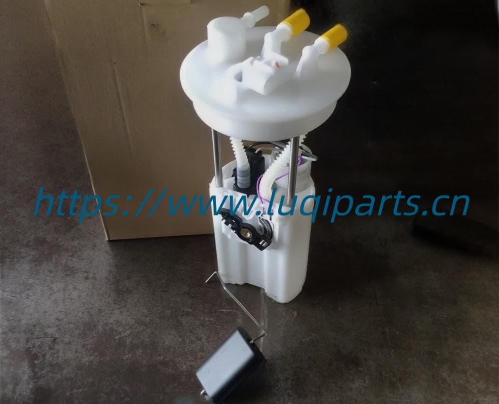 77020-0DA60 Fuel pump FAW Vita 1.3L