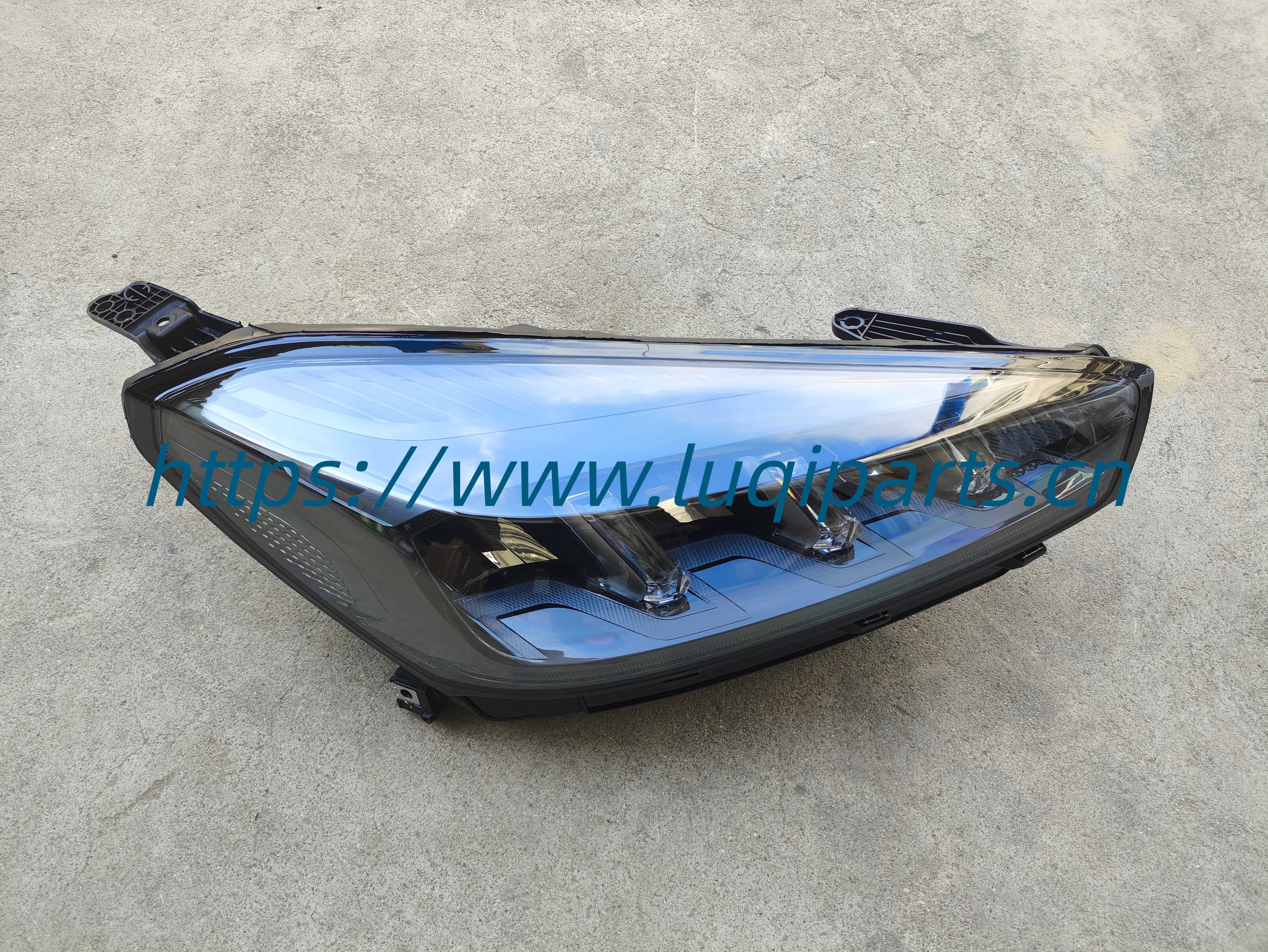 605000627AA Front right headlight CHERY Tiggo 7 Pro Max
