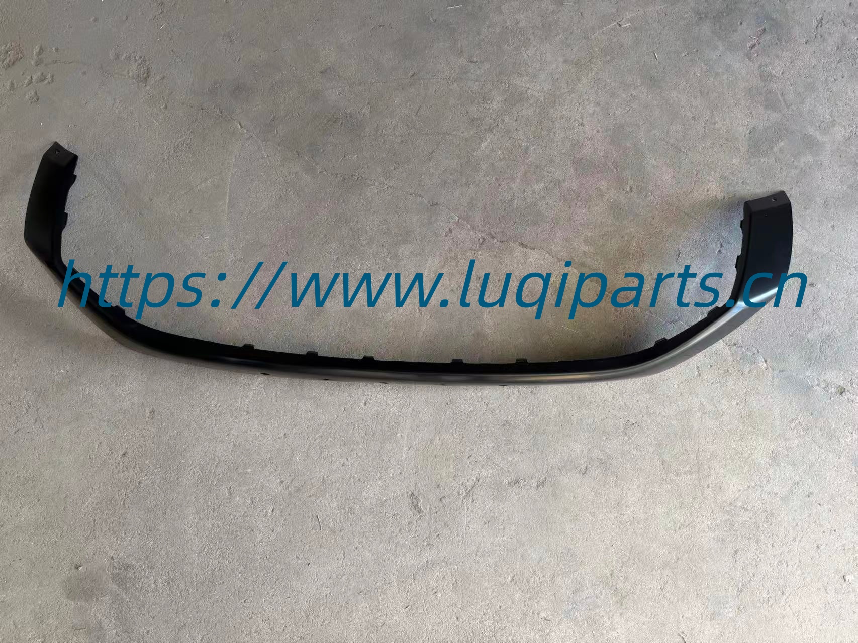 16123718-00 \ UNEA-2803129 Front bumper lower trim Byd Sea Lion 05